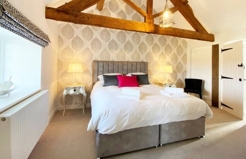 Chirbury with Brompton House | Roundton House in Montgomery