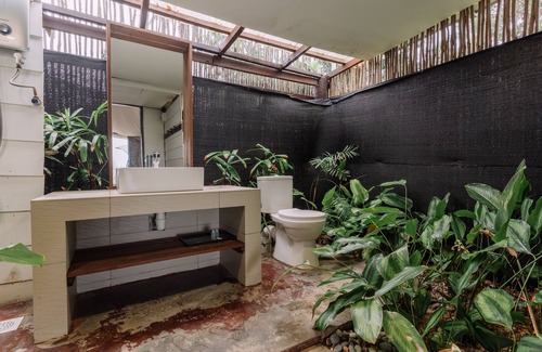 Sematan Hotel | Roxy Sematan Villa & Townhouse