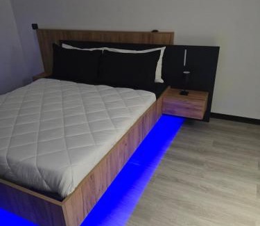 Lonate Pozzolo Apartment | Royal B&B