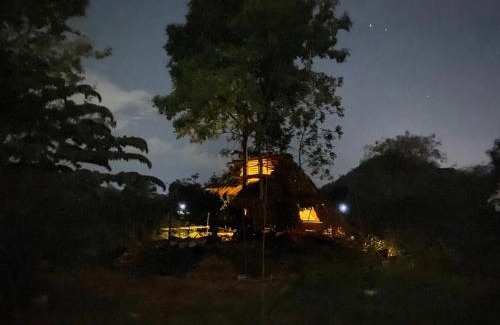 Ratchaburi Other | Royal mountain Hut