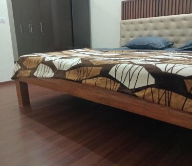 Hadapsar Bed & Breakfast | Royal Nest - Magarpatta City