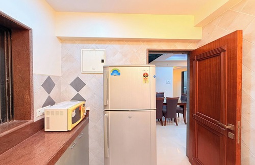 Aarey Colony Villa | Royal Palms 8BHK Luxury Spacez Villa Surrounded by Lush Green Gardens