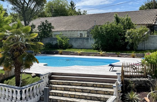 Semussac House | Royan, family home 3 kms from the sea