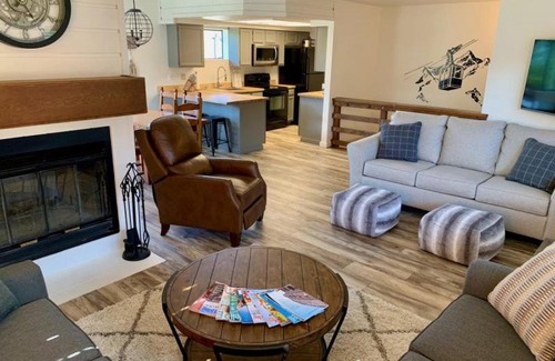 June Lake Apartment | Rr-edgewater04