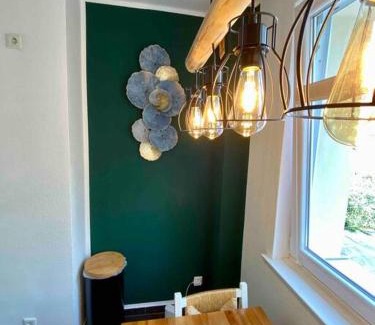 Suedviertel Apartment | Ruhig & Zentral - 2 Kingsize Betten - Wi-Fi