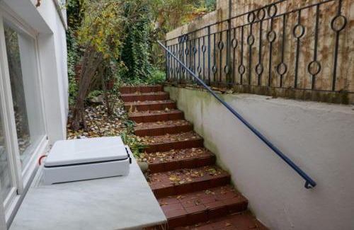 Knielingen Apartment | Ruhige 4-Zi-Wohnung mit großem Balkon und Blick ins Grüne