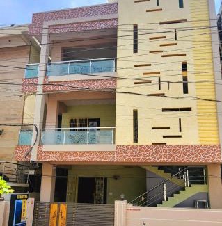 Tirupati Apartment | Ruhithahomestay- AC ROOMS-FREE WIFI- ANDROID TV - NEAR TO ALIPIRI- DOOR SERVICE