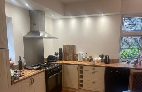 Winchester House | Rural 3 bedroom property in private grounds