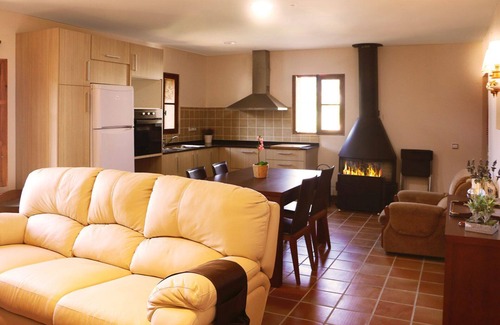 Rellinars Cottage | RURAL ACCOMMODATION CAL RECTOR NEXT TO THE MONSTERAT MOUNTAIN