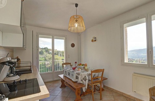 Saint-Romain-en-Jarez Cottage | Rural cottage with garden, parking and WiFi - Saint-Romain-en-Jarez