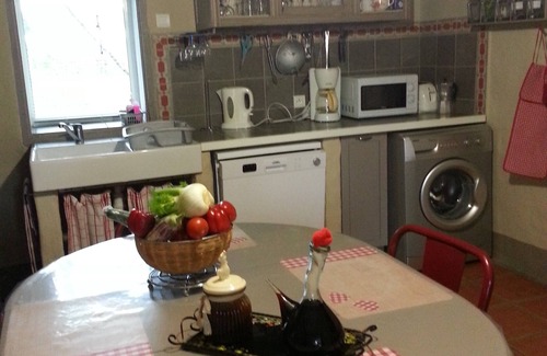 Ille-sur-Tet Cottage | Rural cottage, Catalan farmhouse from the 19th century, in the heart Roussillon