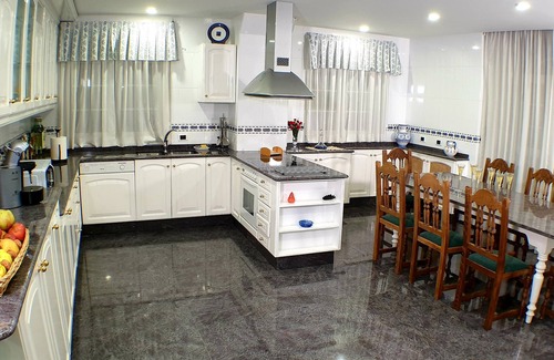 Baralla House | Rural House Chalet with Jacuzzi and Barbecue in full narturaleza | Lugo Galicia