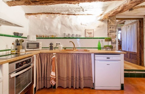 La Cuevarruz Cottage | Rural House El Rincón de los Frailes with Jacuzzi and Sauna