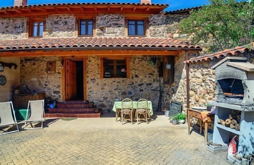 Benllera Cottage | Rural House Entre Valles for 4 people