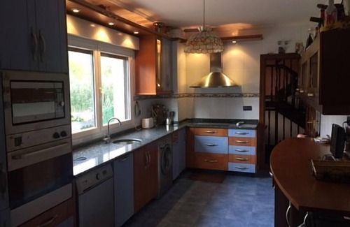 Traslavina Cottage | Rural house (full rental) Chalet in Arcentales for 12 people