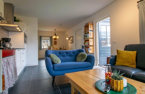 Zeeland House | Rural house with 2 bathrooms and a garden