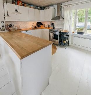 Nasviken House | Rural House With Panoramic View Over Lake Hansa