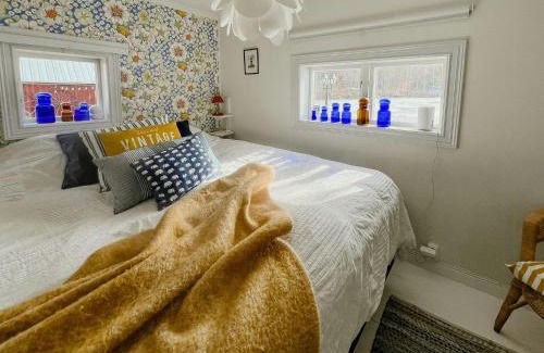 Nasviken House | Rural House With Panoramic View Over Lake Hansa