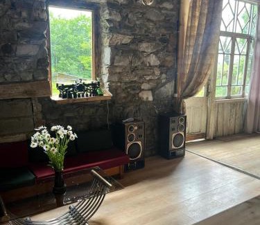 Racha-Lechkhumi and Lower Svaneti House | Rusikos guest house