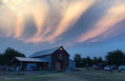 Zephyr House | Rustic Barn Venue