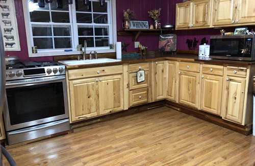 Altamont Cabin | Rustic bunkhouse on authentic working ranch in the beautiful Tennessee mountains