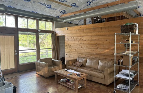 Utopia Cabin | Rustic Cabin on the Sabinal River