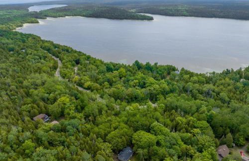 Tobermory House | Rustic Cabin W Games Near Lake & National Park