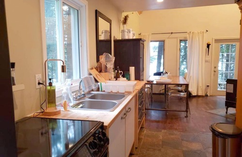 Lake of Bays Cottage | Rustic-Chic Cottage on Quiet Camp Lake