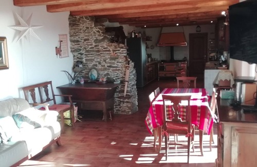 Varazze Cottage | Rustic country house in the middle of nature with a view of the sea