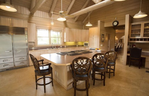 Okeechobee House | Rustic Country Lodge set on 800 Private Acres