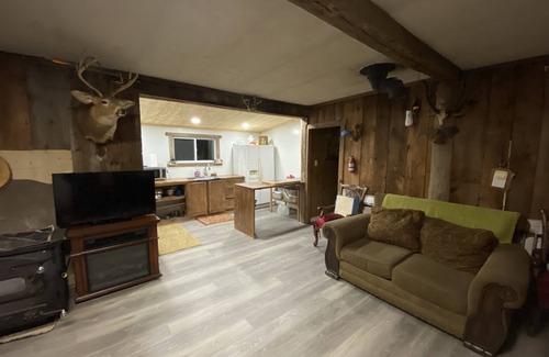 De Lancey Cabin | Rustic Family Cabin