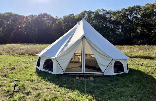 Mount Aetna RV Rental | Rustic Glamping Tent with Farm Animals near Hershey in Fredericksburg, PA