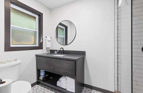 Aitkin Hotel | Rustic Lodge | Riverside | WiFi | Pets OK!