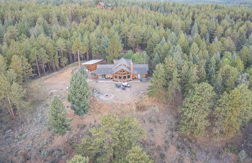 Woodland Park House | Rustic Luxury