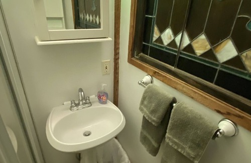 Mid-Hillside Apartment | Rustic Tiny Home on the Hillside