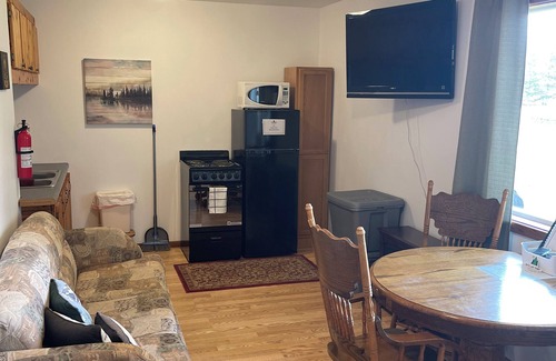 Michigamme Cabin | Ruth Lake Resort Motel Room # 5