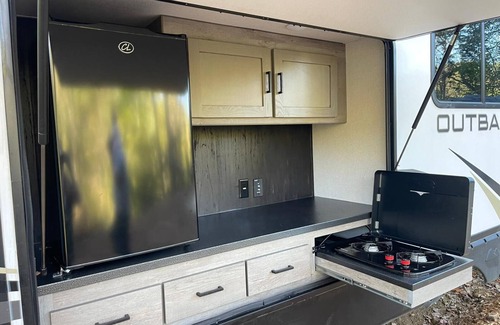 Dunlow House | RV/Camper in wilderness of Dunlow WV