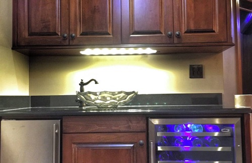 Massapequa House | Ryder Cup Rental! Spacious 5BR/3BA House, Extensive amenities , 7mi from course