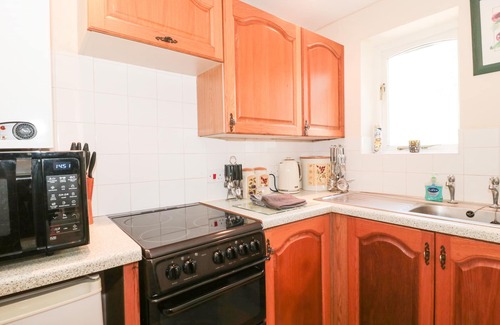 Shaftesbury Cottage | RYECROSS FARM COTTAGE, family friendly, with a garden in Shaftesbury