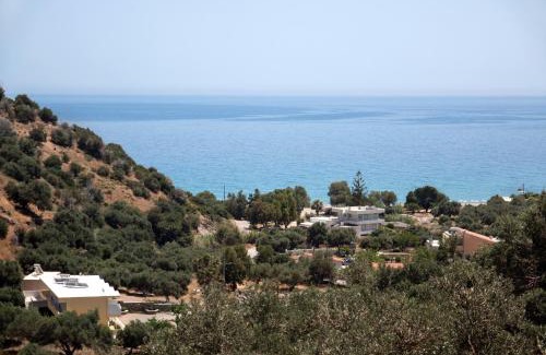 Korakas Apartment | Rykinthos studios