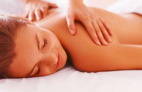 Sarraziet House | Séjour à 2 avec Jacuzzi, Massages disponibles