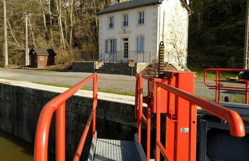 Montflours House | Séjour en Bords de Rivière Entre Laval et Mayenne