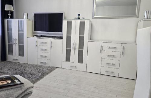 Krakow Apartment | Słoneczne mieszkanie wśród zieleni