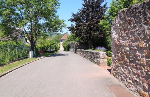 Bergheim Apartment | S'Harzala Taupe