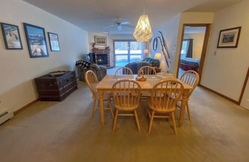 Bretton Woods Apartment | S27 Family style Bretton Woods condo - close to Mt Washington hotel in Cog
