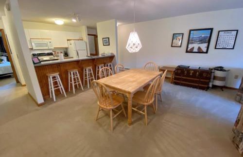 Bretton Woods Apartment | S27 Family style Bretton Woods condo - close to Mt Washington hotel in Cog