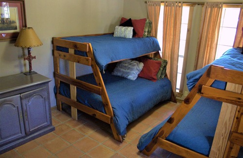 Telegraph Cabin | Safari Stay