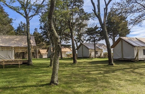 Northwest Harbor RV Rental | Safari Tent Glamping,D27-CedarPt, East Hampton, NY