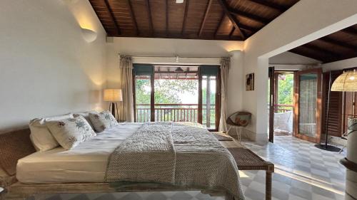 Redi Villa | SaffronStays Stella Maris - Luxury Beach Front Villa Near Redi Beach
