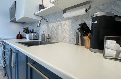 Central Okanagan Bed & Breakfast | Sage View Suites